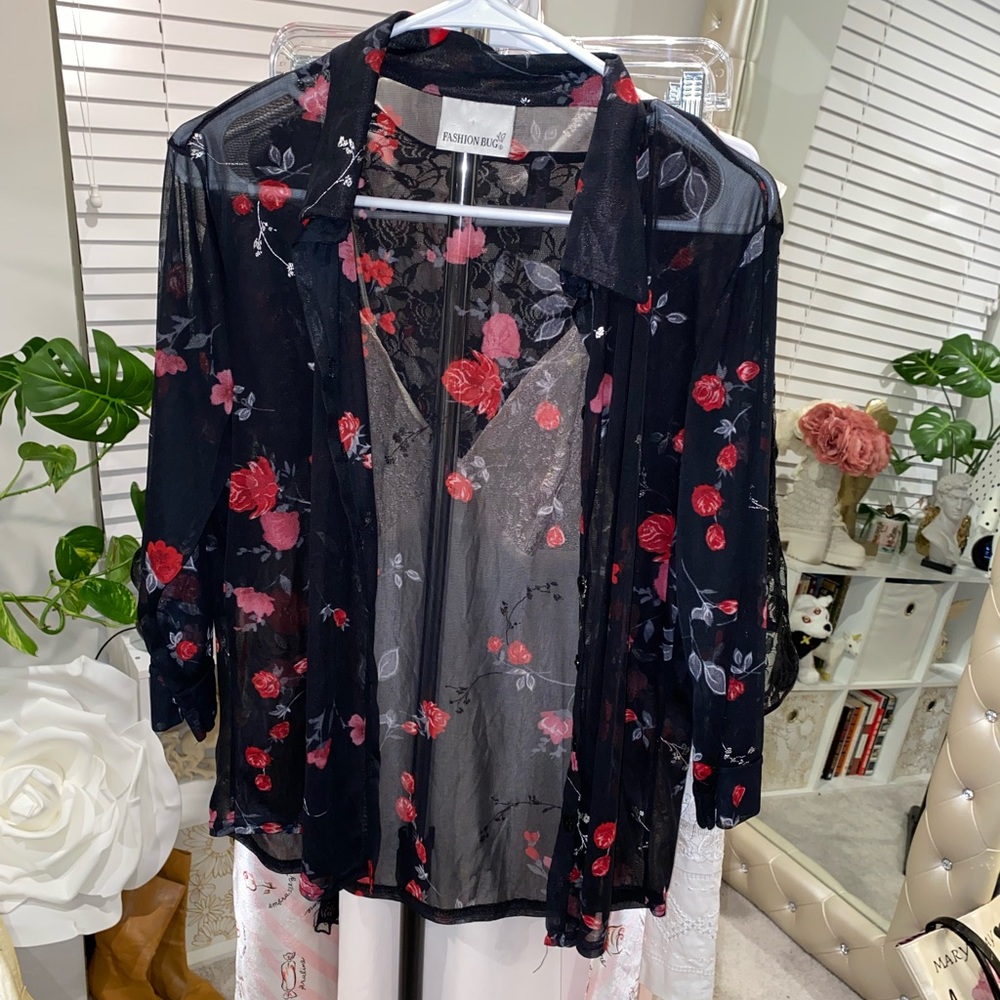 Vintage sheer rose floral button up top